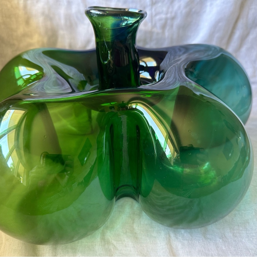 Rene Roubicek arte vase